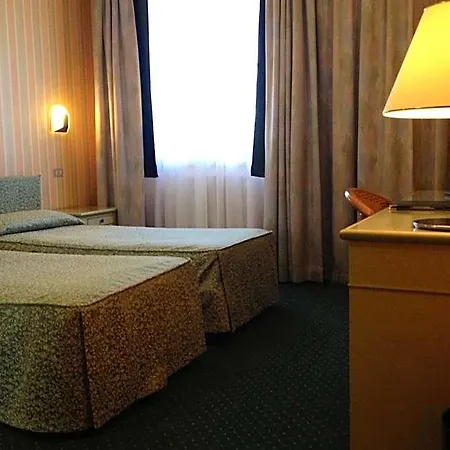 Hotel Daniel