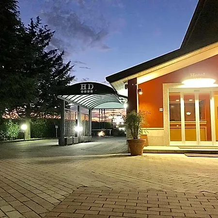Hotel Daniel Trezzano Rosa